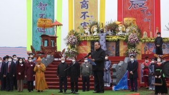 Chủ tịch nước Nguyễn Xuân Phúc khai Hội Tịch điền Đọi Sơn