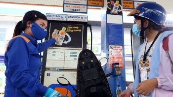 Giá xăng dầu hôm nay 7/11: Dầu tiếp tục giảm giá