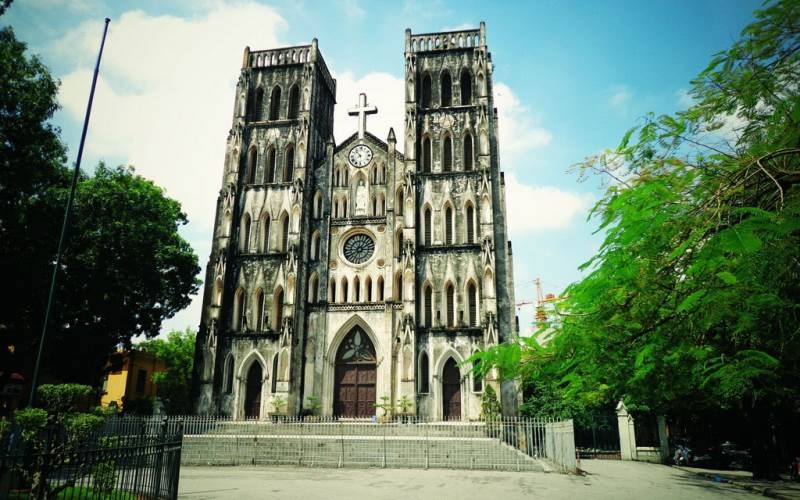 Ghé thăm 10 công trình Pháp cổ ở Hà Nội Ghé thăm 10 công trình Pháp cổ ở Hà Nội