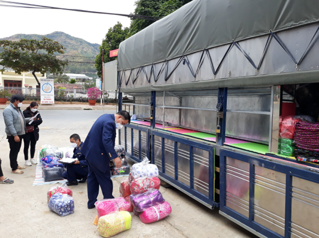 Sơn La: Xử lý phương tiện vận chuyển hàng hoá không rõ nguồn gốc