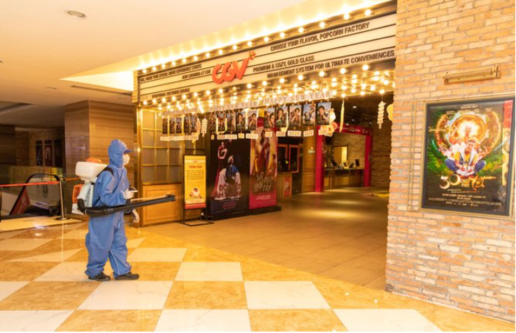 Thủ tướng yêu cầu nghiên cứu việc mở cửa trở lại các rạp chiếu phim trên toàn quốc