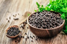 Giá cà phê và hồ tiêu ngày 25/1: Cà phê quay đầu giảm, hồ tiêu bật tăng