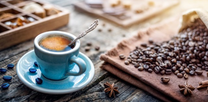 Giá cà phê và hồ tiêu ngày 17/3: Cà phê đảo chiều tăng nhẹ, hồ tiêu giữ ổn định