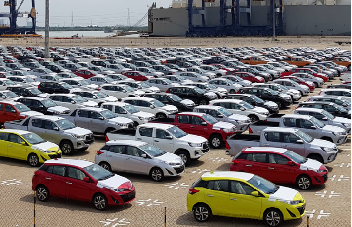 Ô tô nhập khẩu vào Việt Nam tăng đột biến trong 2 tháng đầu năm 2022