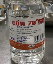 Bộ Y tế: Tăng cường quản lý đối với sản phẩm chứa Methanol được mua, bán tại các cơ sở kinh doanh dược