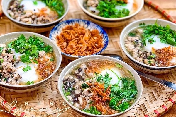 Công thức bánh đúc nóng - Món quà vặt ấm áp mà giản dị Công thức bánh đúc nóng - Món quà vặt ấm áp mà giản dị