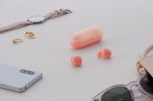 Sony, Xiaomi 'âm thầm' chào bán sản phẩm giá rẻ