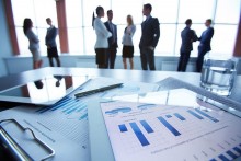 Trung bình mỗi tháng có gần 9.700 doanh nghiệp rút lui khỏi thị trường