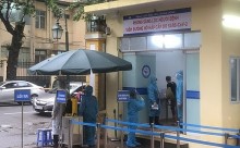 Hà Nội tìm người đến Bệnh viện Phụ sản Trung ương, test nhanh có 22 ca dương tính