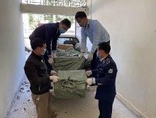 Lạng Sơn: Tiêu hủy gần 3.900 sản phẩm linh kiện điện thoại giả mạo nhãn hiệu Samsung