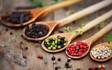 Giá cà phê và hồ tiêu ngày 9/12: Hồ tiêu giảm, cà phê bật tăng