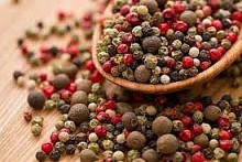 Giá cà phê và hồ tiêu ngày 19/12: Cà phê đi ngang, hồ tiêu tăng nhẹ