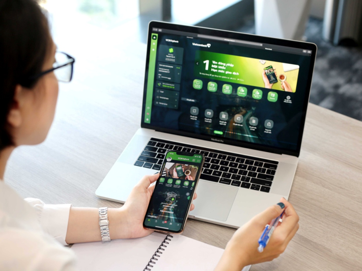 Từ 2022, Vietcombank miễn phí chuyển tiền và duy trì trên VCB Digibank