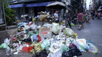 Thanh tra việc thu gom rác của Công ty CP Đầu tư phát triển Công nghệ cao Minh Quân