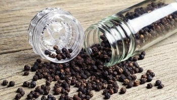 Giá hồ tiêu hôm nay 31/1: Tăng lên mức 53.500 đồng/kg