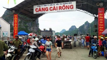 Quảng Ninh mở lại chợ Cái Rồng phục vụ người dân