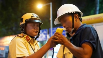 Mồng 3 Tết, xử lý hơn 370 trường hợp vi phạm nồng độ cồn