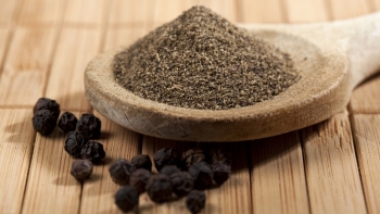 Giá hồ tiêu hôm nay 2/3: Chạm mức 56.000 đồng/kg