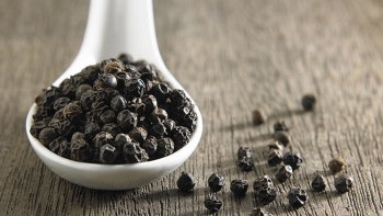 Giá hồ tiêu hôm nay 4/10: Cuối tuần ảm đạm