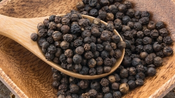 Giá hồ tiêu hôm nay 18/10: Thị trường thế giới chưa ổn định