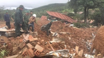 Đất đá vùi lấp 22 cán bộ, chiến sĩ tại Quảng Trị: Tìm thấy 3 thi thể