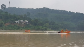 Vụ sạt lở ở Trà Leng: Tìm kiếm nạn nhân tại lòng hồ Thủy điện sông Tranh 2