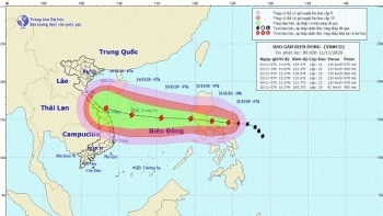 Bão Vamco đang đi vào biển Đông
