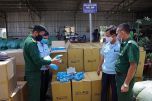 Đủ chiêu "tuồn" khẩu trang y tế qua biên giới Tây Nam
