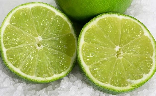Vỏ chanh c&oacute; thể chữa mụn hiệu quả
