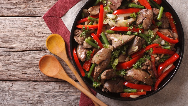 Gan l&agrave; một loại thực phẩm cung cấp sắt tuyệt vời