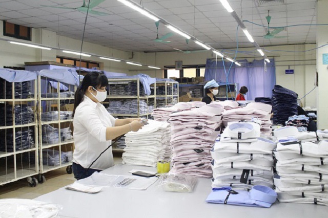 Bộ t&agrave;i ch&iacute;nh đề xuất giảm thuế nhập khẩu đối với một số mặt h&agrave;ng nguy&ecirc;n phụ liệu hỗ trợ cho một số ng&agrave;nh sản xuất