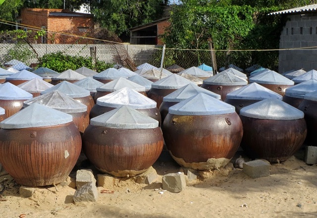 l&agrave;ng nghề mắm t&ocirc;m Ngọc L&acirc;m