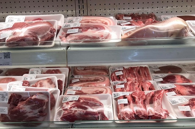 Thịt lợn kh&oacute; giảm do nguồn cung trong nước chưa đ&aacute;p ứng đủ