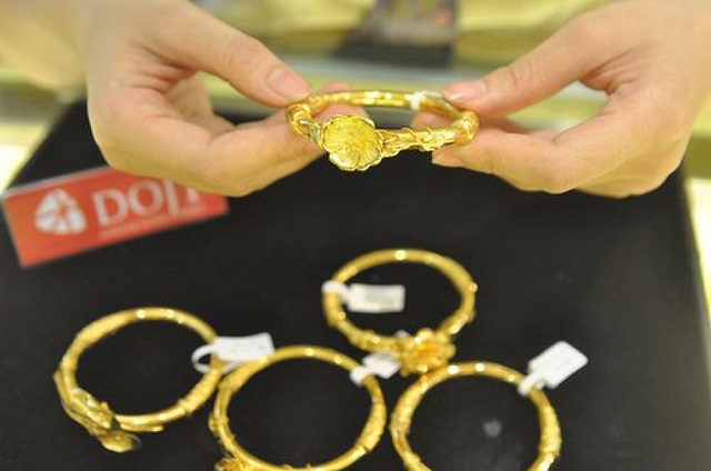 Giá vàng hôm nay 8/5 trên thị trường thế giới treo vững chắc quanh ngưỡng 1.700 USD/ounce