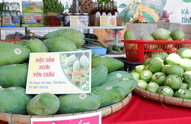 Bộ C&ocirc;ng Thương tăng cường h&ocirc;̃ trợ Sơn La xúc ti&ecirc;́n ti&ecirc;u thụ n&ocirc;ng sản an toàn theo h&igrave;nh thức mới