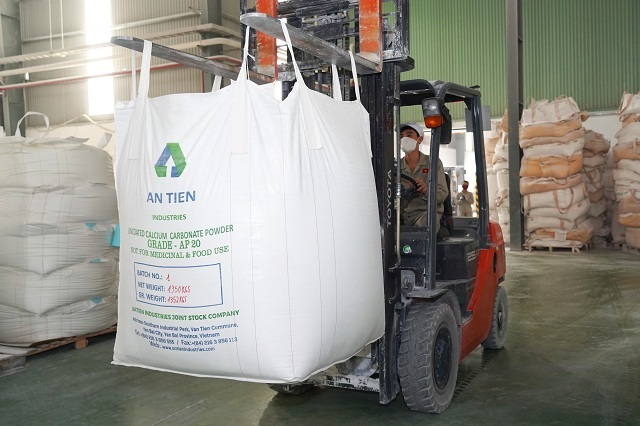 FAST 500 giải thưởng uy t&iacute;n do Vietnam Report tổ chức v&agrave; đ&aacute;nh gi&aacute;