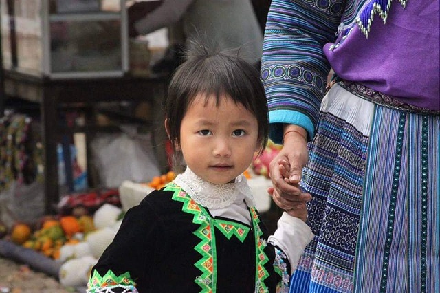 C&aacute;t C&aacute;t l&agrave; điểm du lịch sinh th&aacute;i l&yacute; tưởng cho du kh&aacute;ch khi muốn t&igrave;m hiểu v&agrave; kh&aacute;m ph&aacute; đời sống văn h&oacute;a của con người v&ugrave;ng cao T&acirc;y Bắc