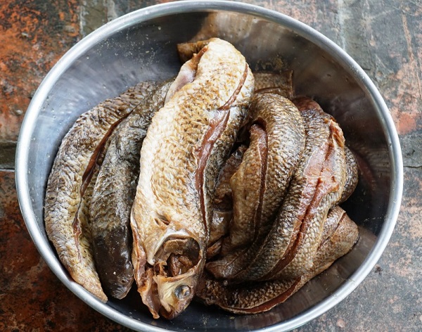 mắm c&aacute; trắm cỏ Hồng D&acirc;n