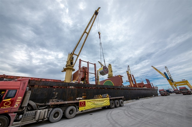 Hoa Sen (HSG) xuất khẩu 50.000 tấn t&ocirc;n mạ v&agrave;o ch&acirc;u &Acirc;u, ch&acirc;u Mỹ