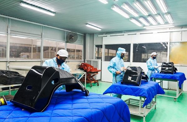 THACO xuất khẩu khung ghế Composite sang Nhật Bản