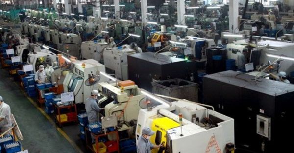 5 tháng đầu năm 2020, nhập khẩu máy móc thiết bị giảm mạnh