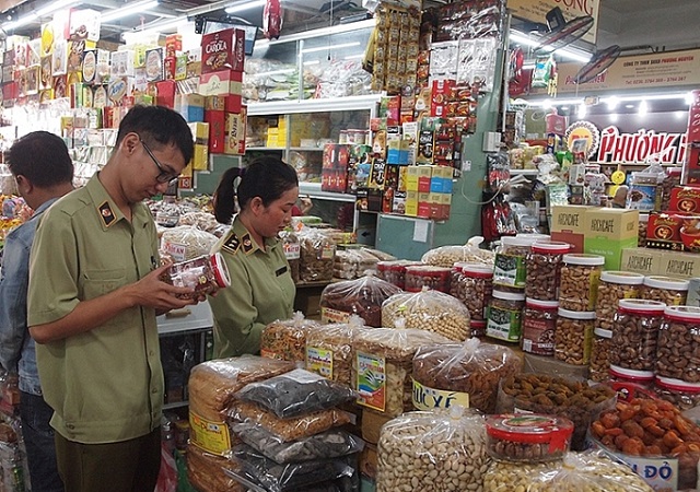 Đ&agrave; Nẵng xử phạt 96 trường hợp vi phạm an to&agrave;n thực phẩm gần 1 tỉ đồng