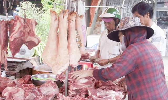 Gi&aacute; lợn hơi h&ocirc;m nay 10/7 kh&ocirc;ng xuất hiện sự thay đổi nhiều