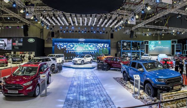 Thị trường ô tô trong nước khởi sắc