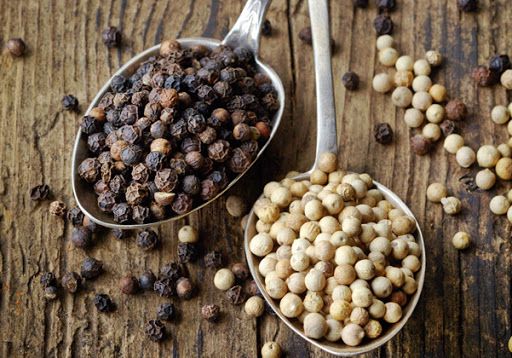 Giá hồ tiêu hôm nay 12/7: Cuối tuần giảm 500 đồng/kg