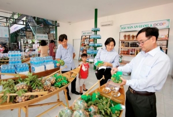 Nâng tầm sản phẩm OCOP: An Giang mở cửa hàng bày bán và Văn phòng đại diện Liên hiệp HTX tiêu dùng