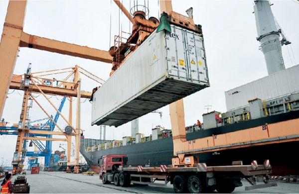 Dự báo xuất khẩu cuối năm, khả quan hơn nhưng vẫn nhiều khó khăn