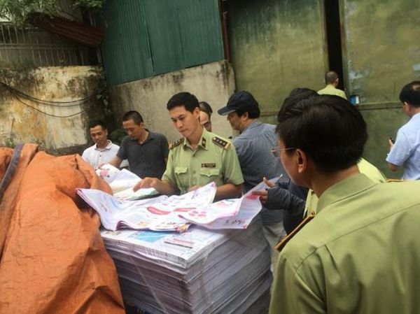 Hàng giả, hàng nhái: Hà Nội phát hiện 2,3 tấn bìa và ruột sách có dấu hiệu in lậu
