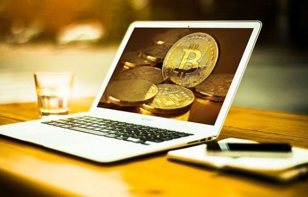 Giá vàng hôm nay 15/7: Lấy lại đà tăng