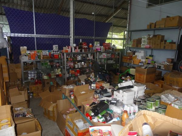 Hậu Giang: Xử phạt 64 triệu đồng cơ sở kinh doanh thuốc, mỹ phẩm không rõ nguồn gốc Hậu Giang: Xử phạt 64 triệu đồng cơ sở kinh doanh thuốc, mỹ phẩm không rõ nguồn gốc